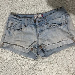 Jean shorts!